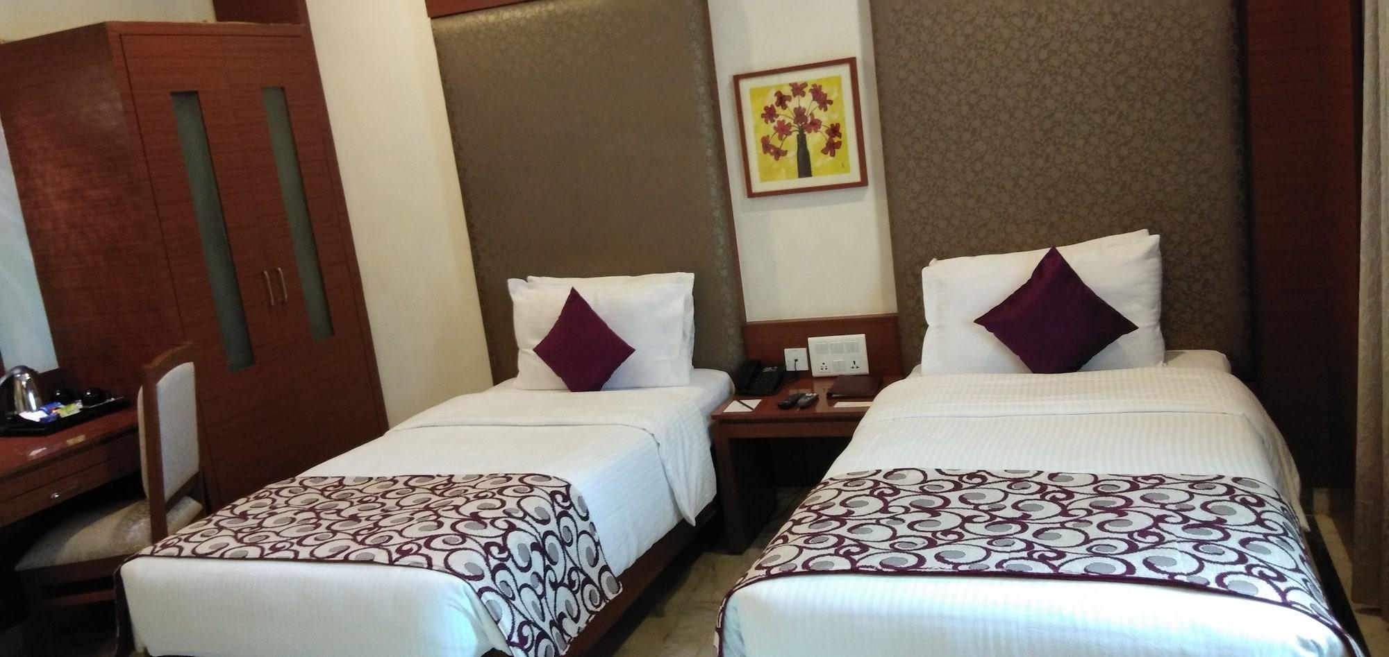 Jp Chennai Hotel Extérieur photo